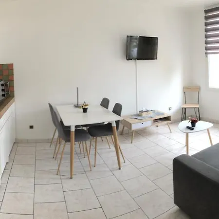 Jolie Studio A Dunkerque 公寓 *